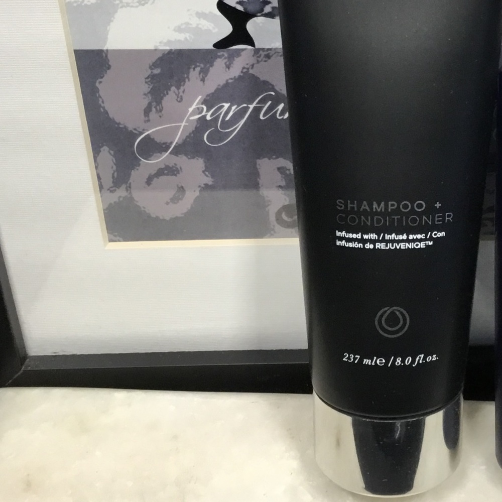 NEW MONAT Black 2-1 Shampoo & Conditioner full sz
